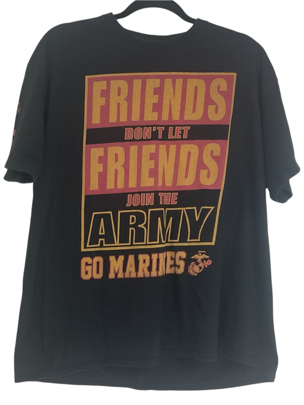 Men’s XL Marines Graphic Tee – Friends Don’t Let Friends Join Army T-shirt